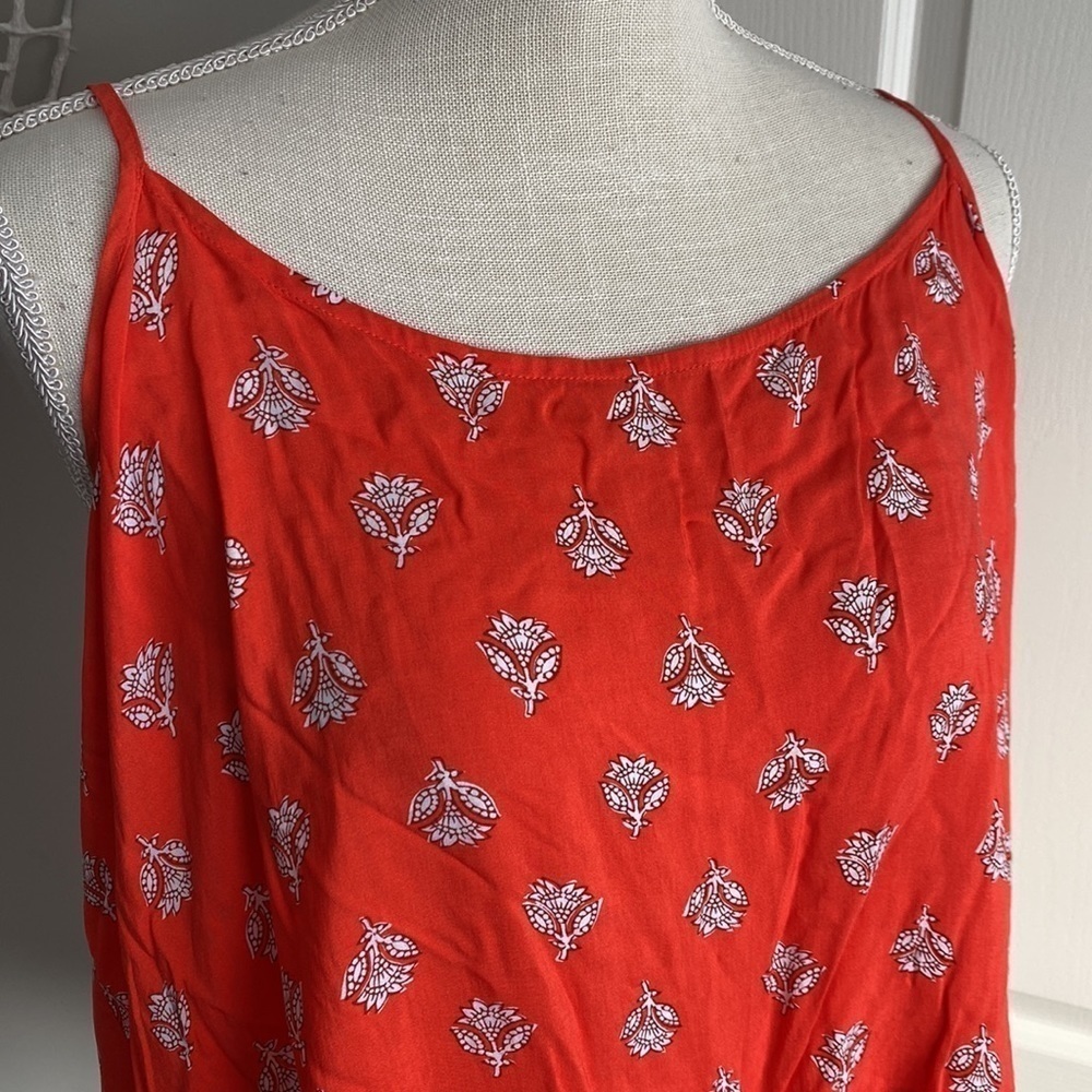 Old Navy - Flouncy Summery Babydoll Tank Top in Blood Orange​​​​​​​​​​​​ - Picture 5 of 8